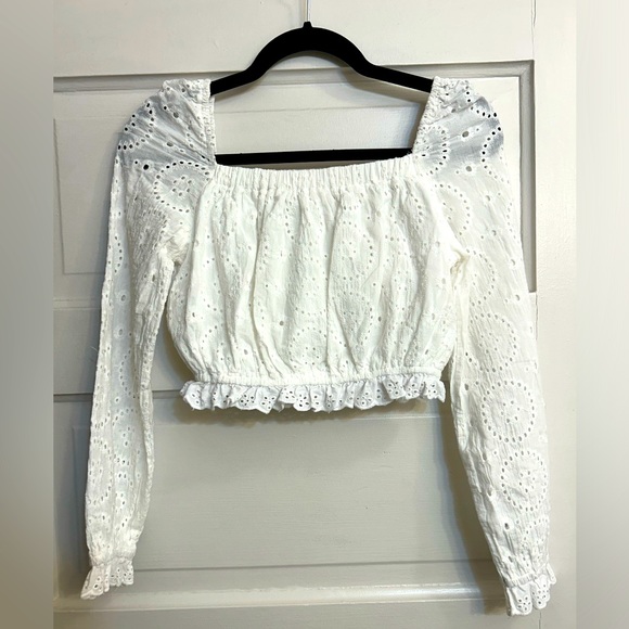 Smile.Z Tops - Smile. Z eyelet white crop top